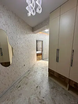 Satılır 2 otaqlı mənzil 71 m²