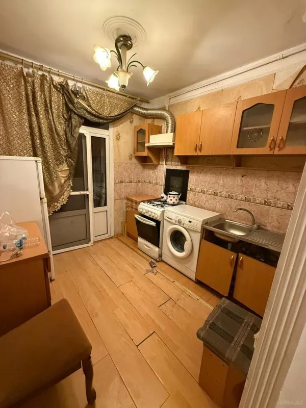 Kirayə verilir 2 otaqlı mənzil 60 m²