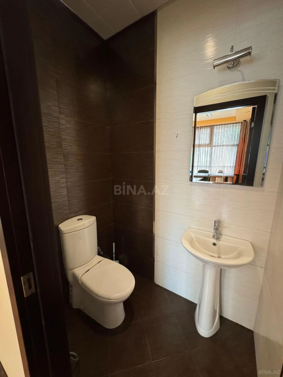 Kirayə verilir 6 otaqlı ofis 180 m²