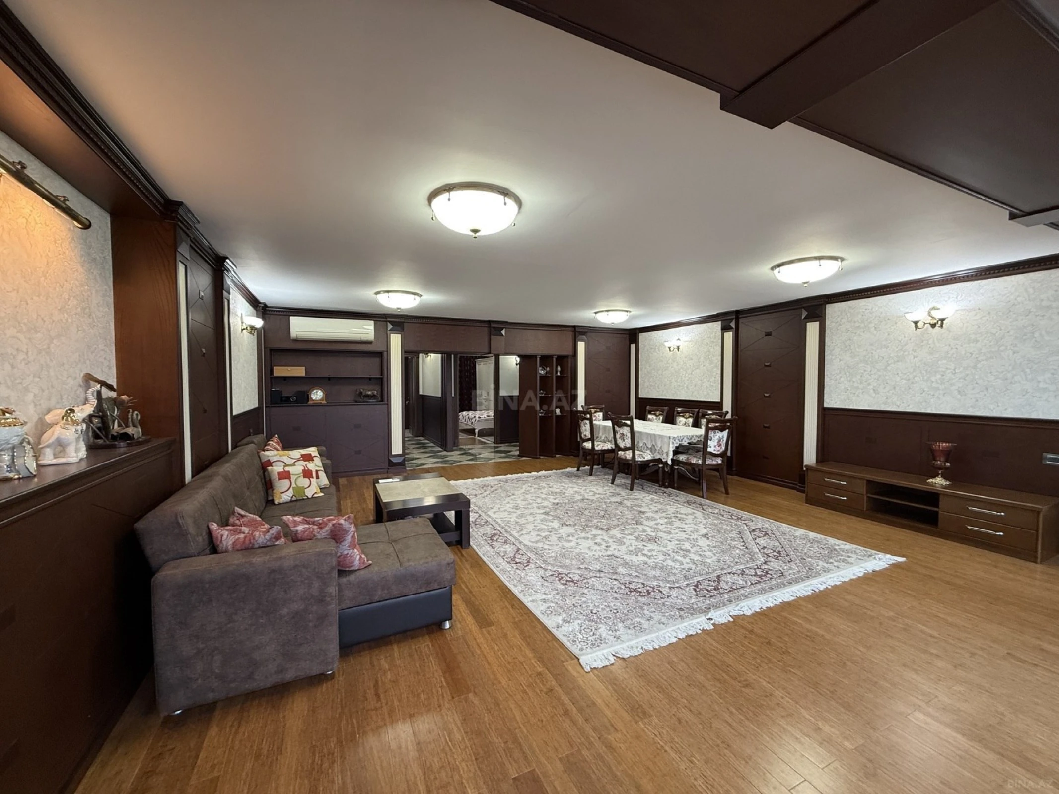 Satılır 3 otaqlı mənzil 100 m²