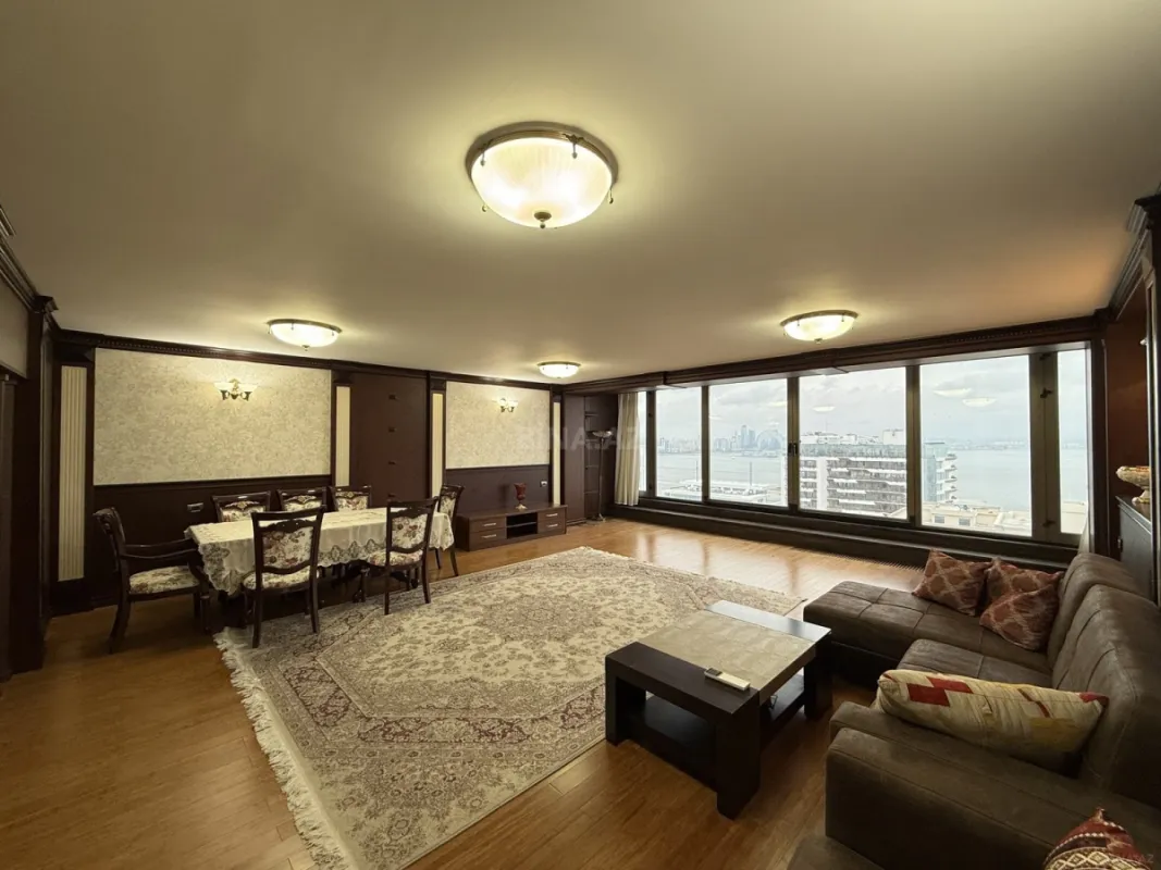 Satılır 3 otaqlı mənzil 100 m²