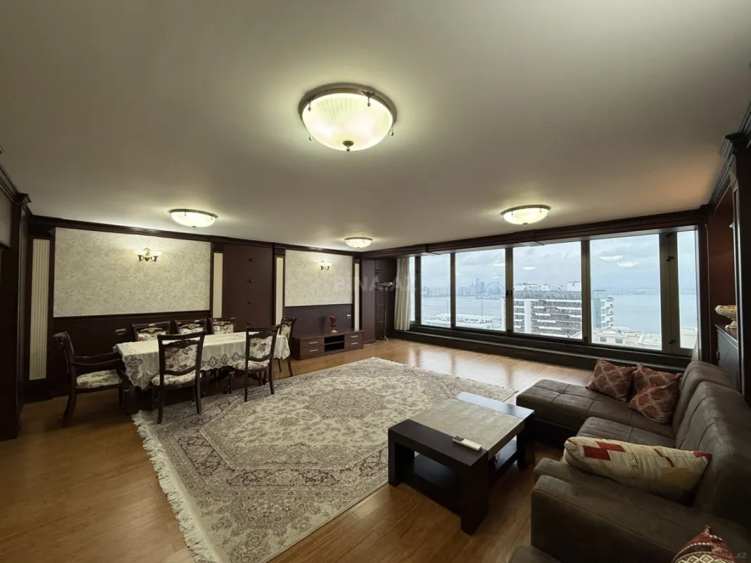 Satılır 3 otaqlı mənzil 100 m²