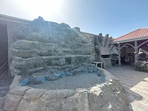 Satılır 6 otaqlı həyət evi 300 m²