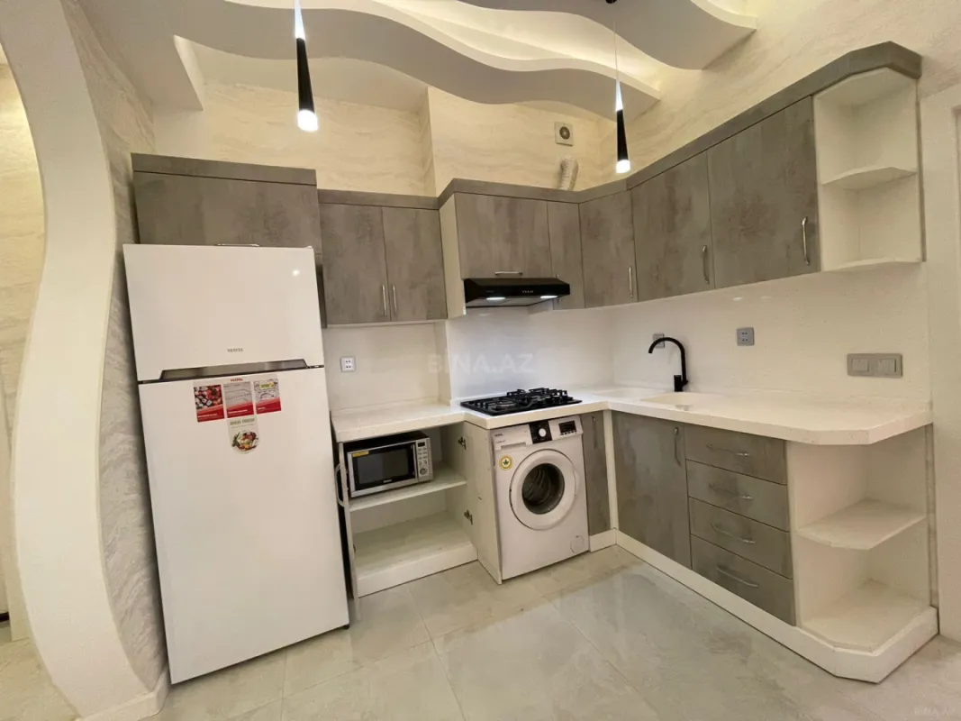 Kirayə verilir 3 otaqlı mənzil 110 m²