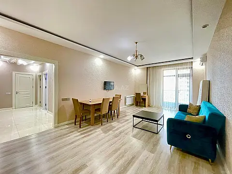 Kirayə verilir 2 otaqlı mənzil 107 m²