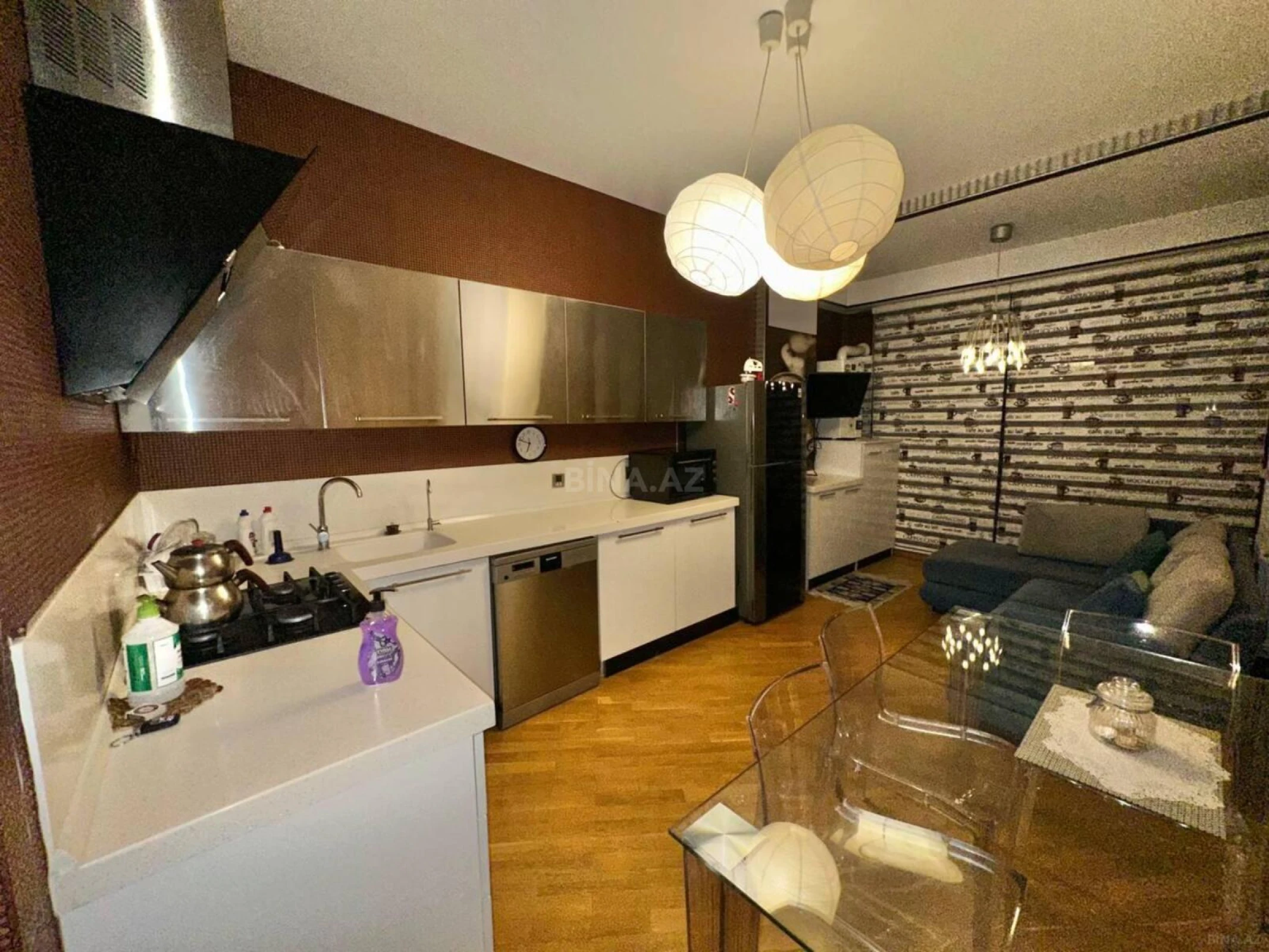 Kirayə verilir 4 otaqlı mənzil 170 m²