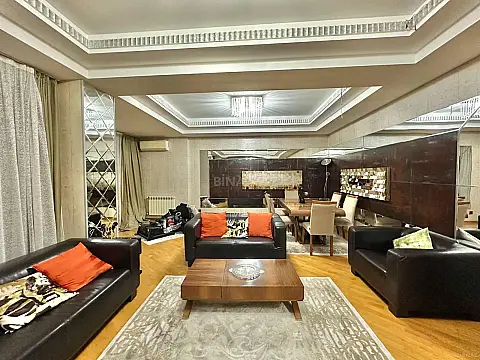 Kirayə verilir 4 otaqlı mənzil 170 m²