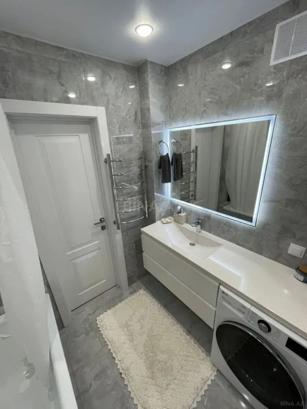 Kirayə verilir 3 otaqlı mənzil 140 m²