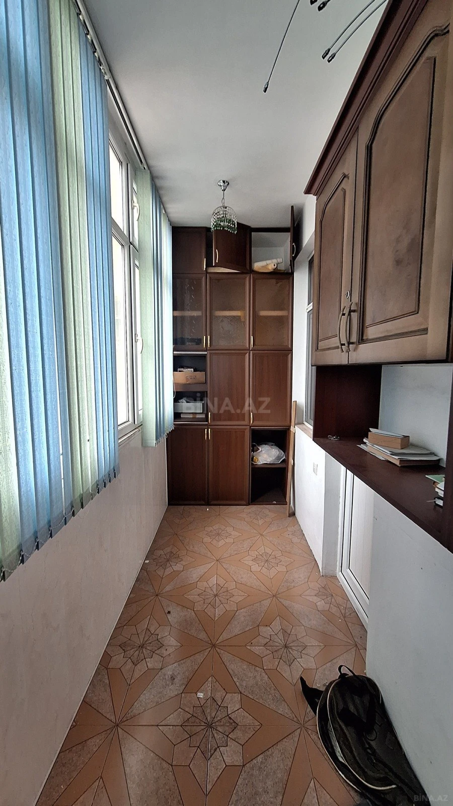 Satılır 3 otaqlı mənzil 117 m²