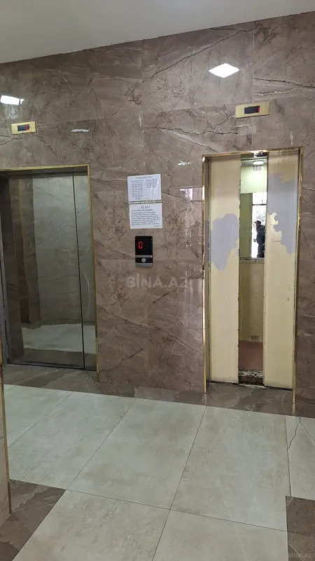 Satılır 3 otaqlı mənzil 117 m²