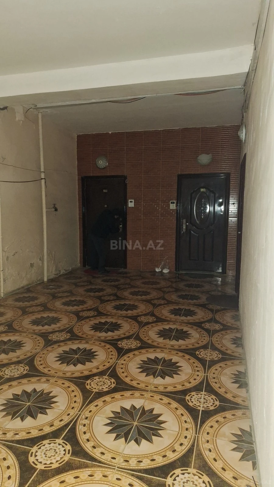 Satılır 3 otaqlı mənzil 117 m²