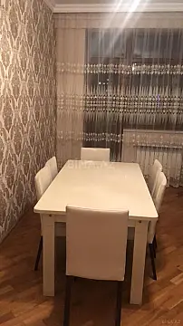 Kirayə verilir 2 otaqlı mənzil 80 m²