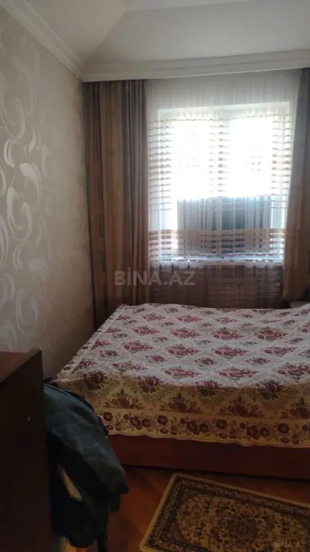 Satılır 5 otaqlı mənzil 120 m²