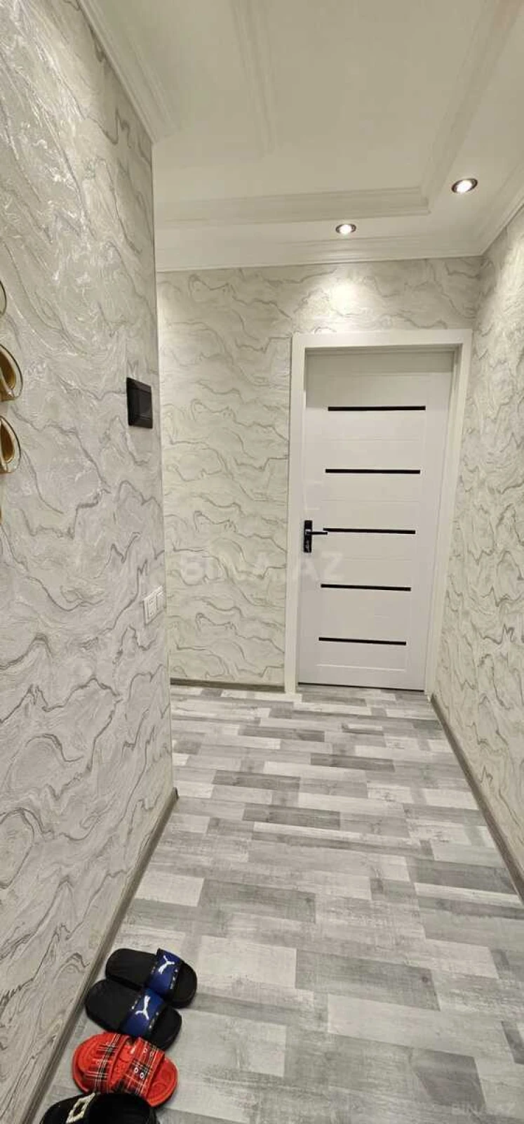 Satılır 2 otaqlı mənzil 45 m²