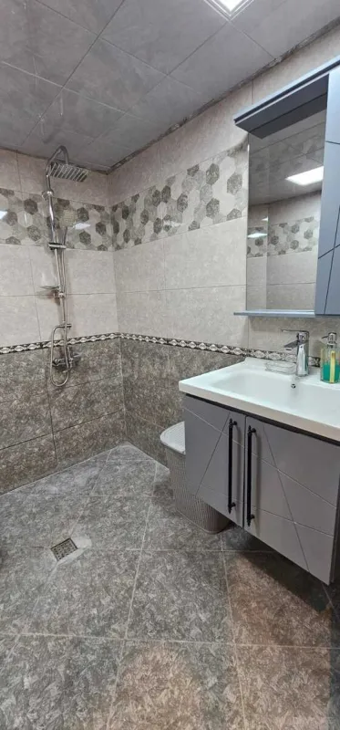 Satılır 2 otaqlı mənzil 45 m²