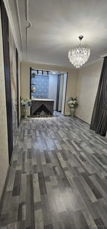 Satılır 2 otaqlı mənzil 45 m²