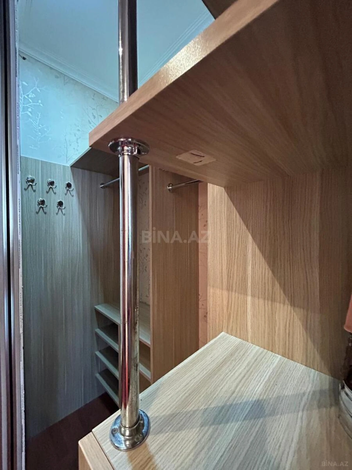 Satılır 2 otaqlı mənzil 81 m²