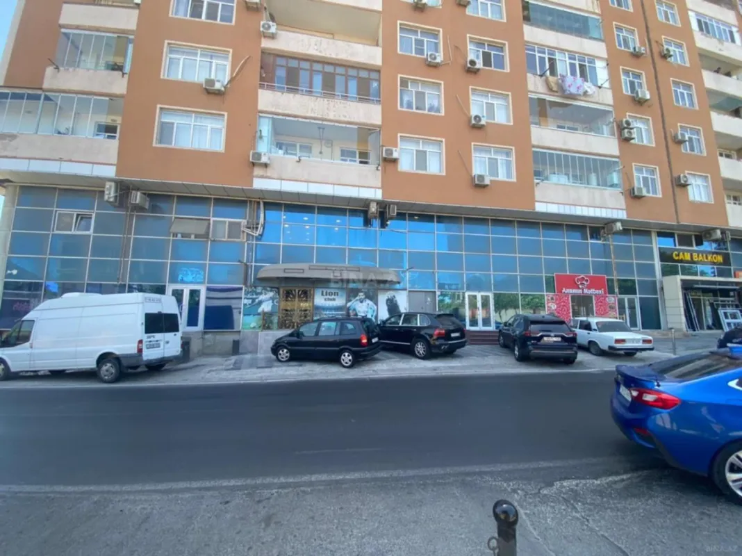 Kirayə verilir 3 otaqlı ofis 120 m²