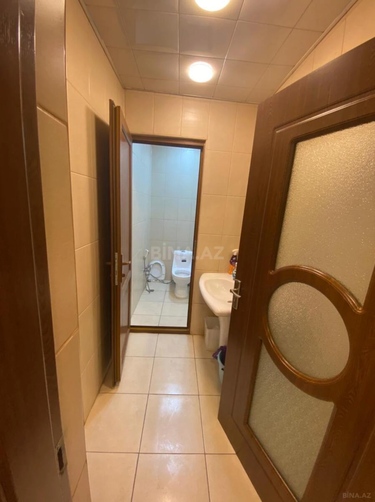 Kirayə verilir 3 otaqlı ofis 120 m²