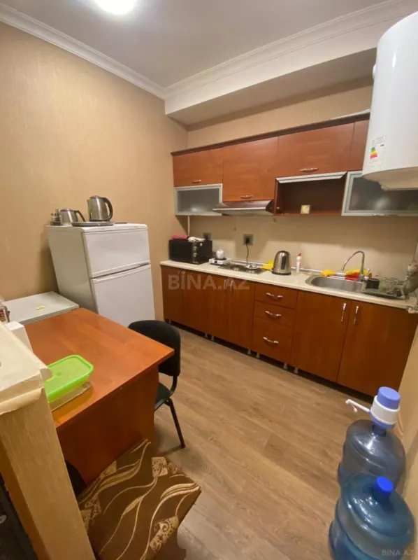 Kirayə verilir 3 otaqlı ofis 120 m²