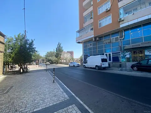 Kirayə verilir 3 otaqlı ofis 120 m²