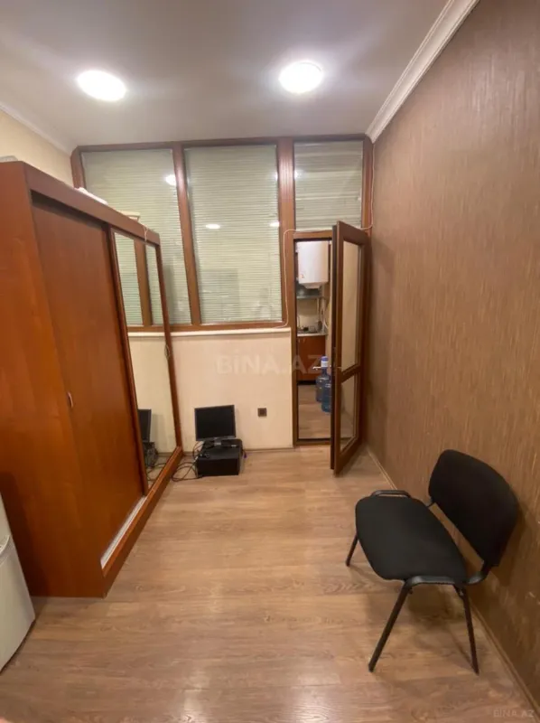 Kirayə verilir 3 otaqlı ofis 120 m²