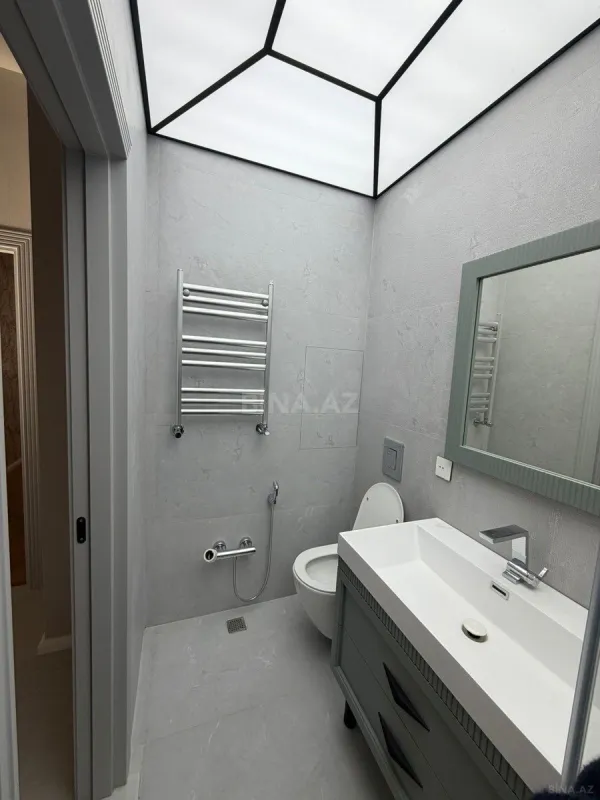 Satılır 2 otaqlı mənzil 86 m²