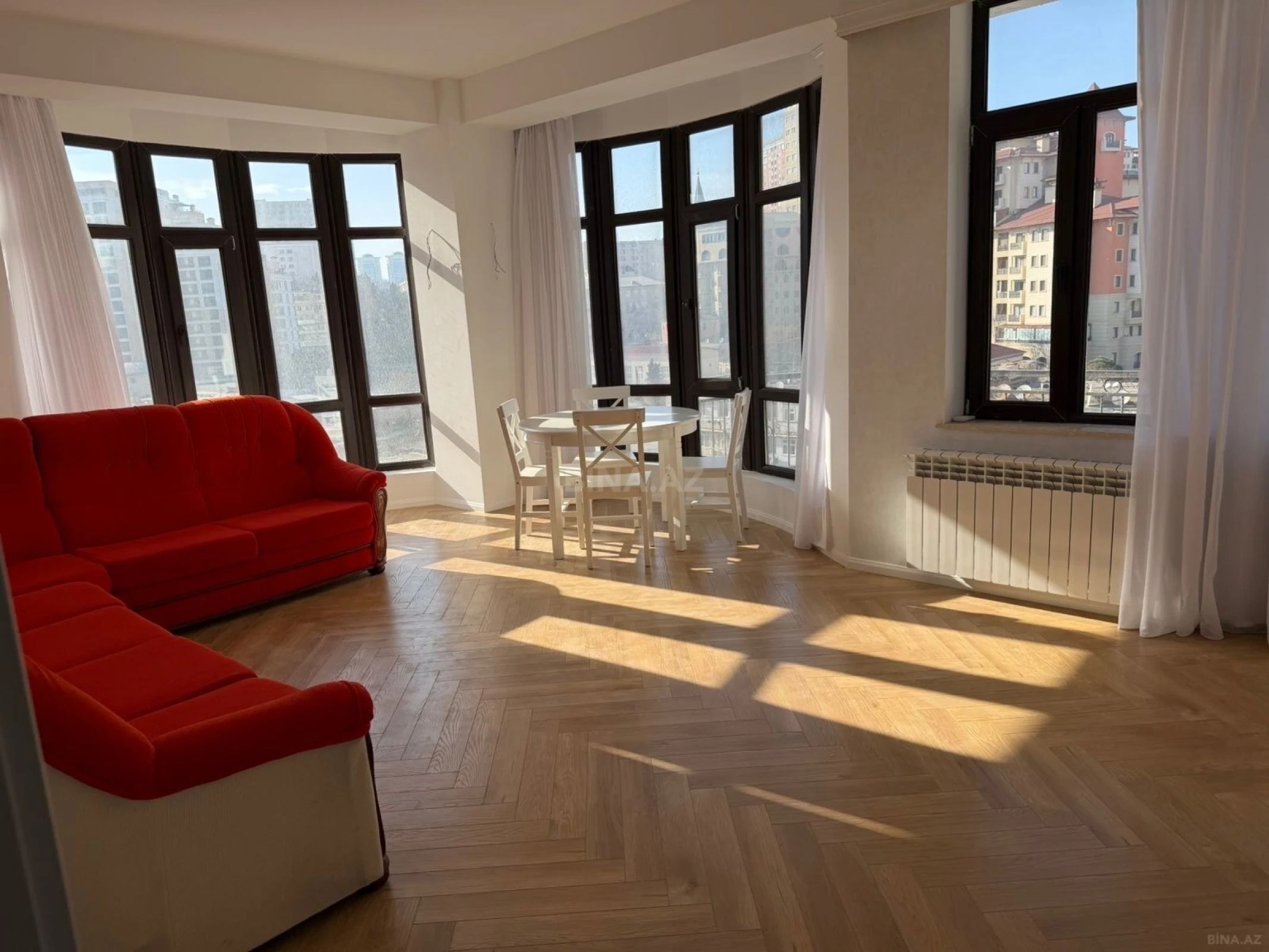 Satılır 2 otaqlı mənzil 86 m²