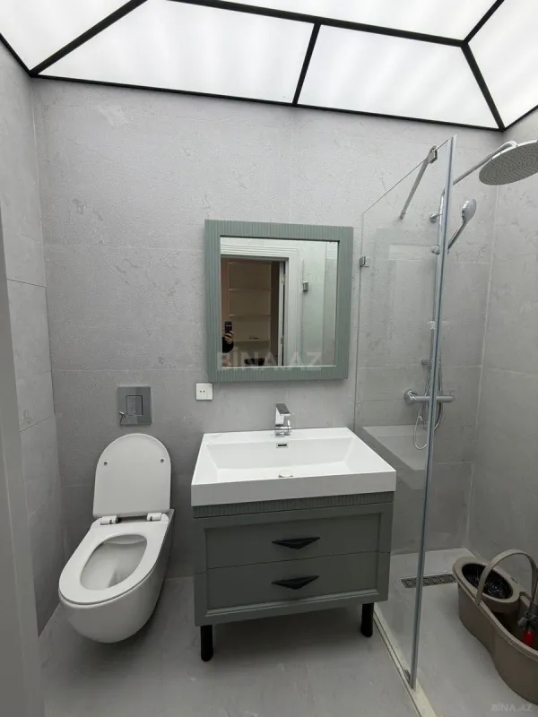 Satılır 2 otaqlı mənzil 86 m²