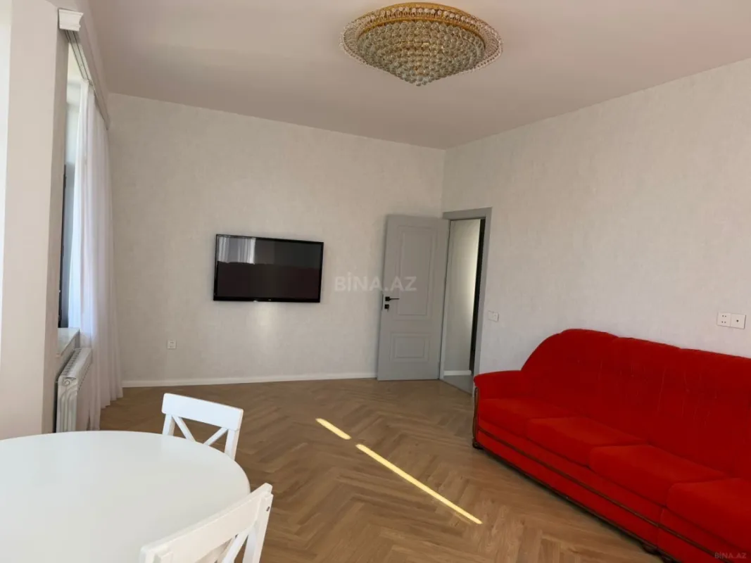 Satılır 2 otaqlı mənzil 86 m²