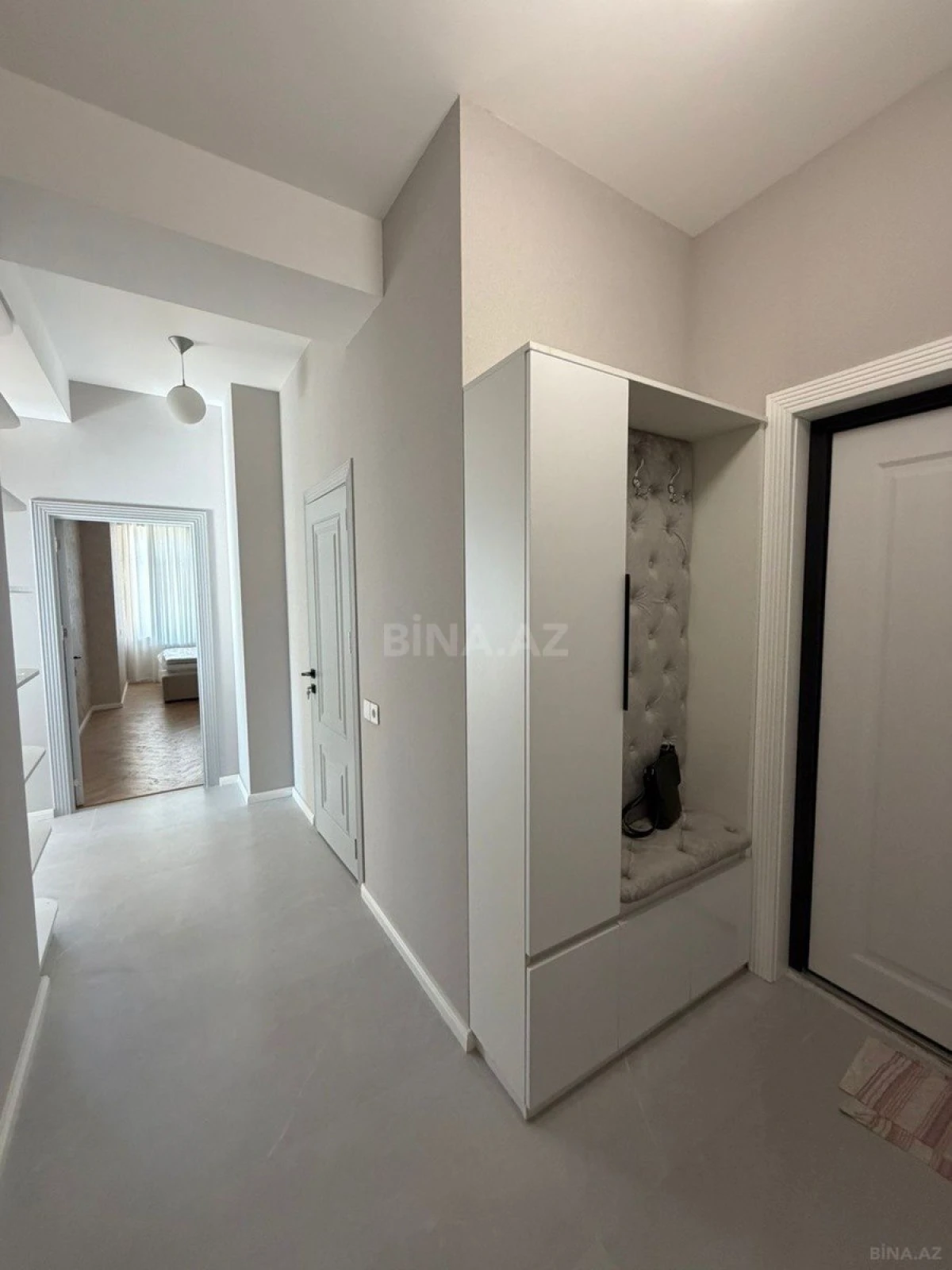 Satılır 2 otaqlı mənzil 86 m²