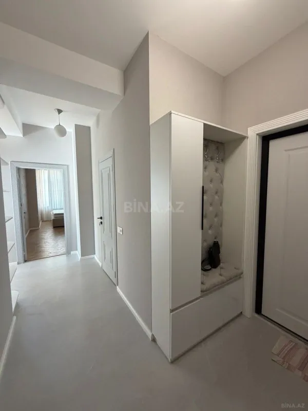 Satılır 2 otaqlı mənzil 86 m²