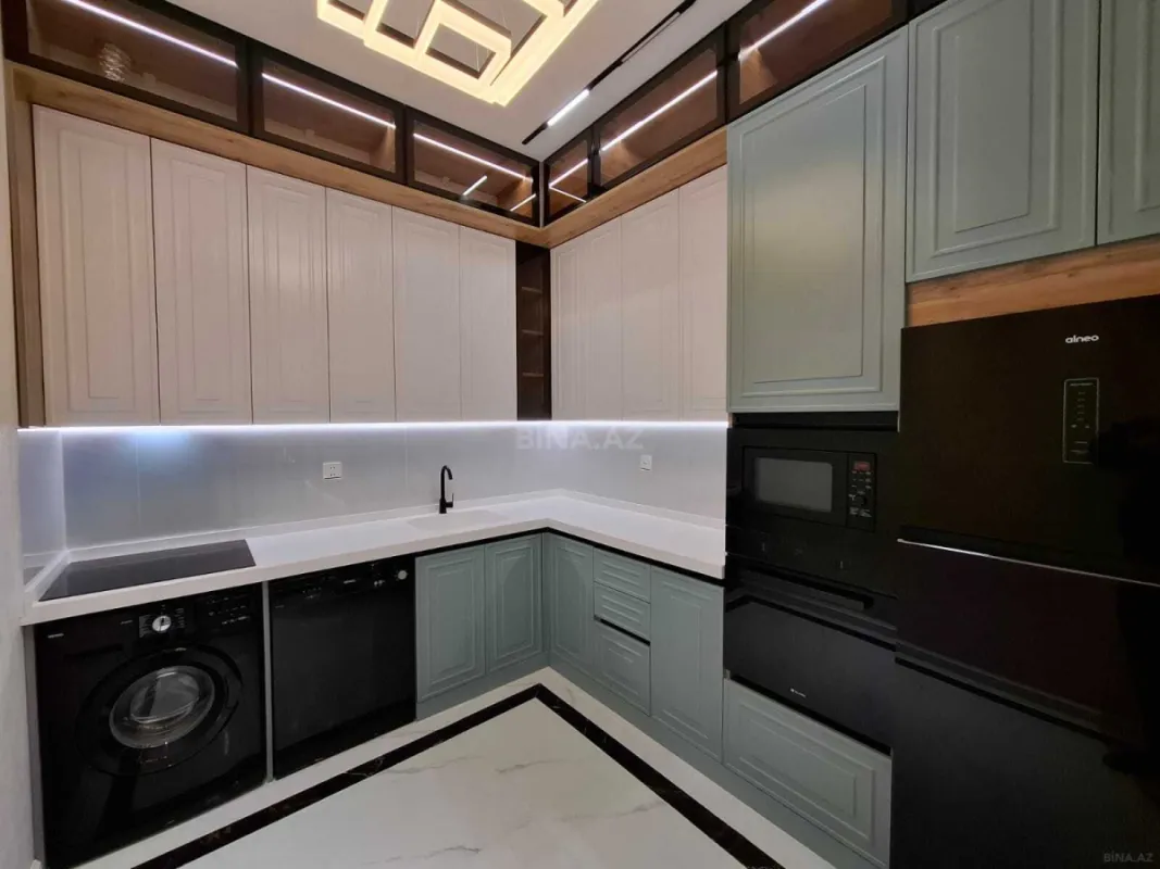 Satılır 3 otaqlı mənzil 98 m²