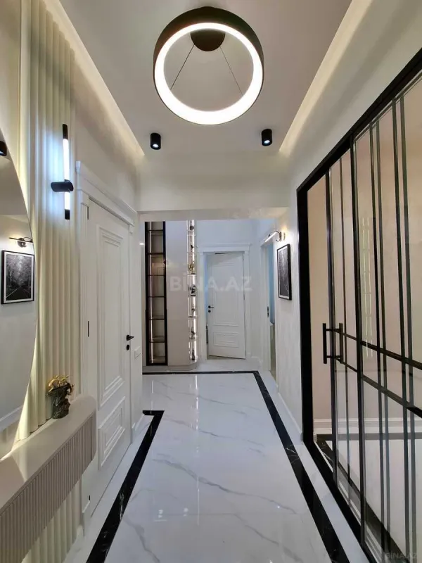 Satılır 3 otaqlı mənzil 98 m²