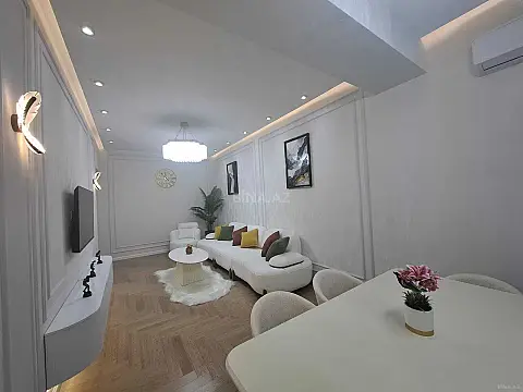 Satılır 3 otaqlı mənzil 98 m²