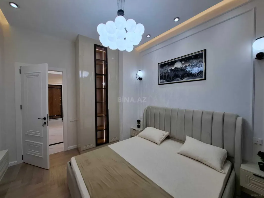 Satılır 3 otaqlı mənzil 98 m²