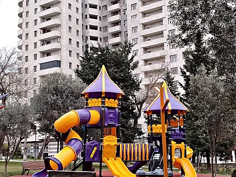 Satılır 2 otaqlı mənzil 85 m²