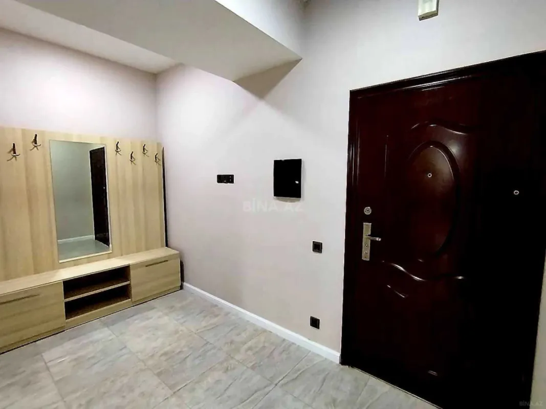 Satılır 2 otaqlı mənzil 85 m²