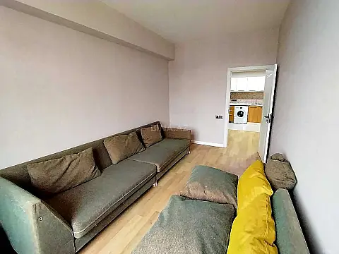Satılır 2 otaqlı mənzil 85 m²