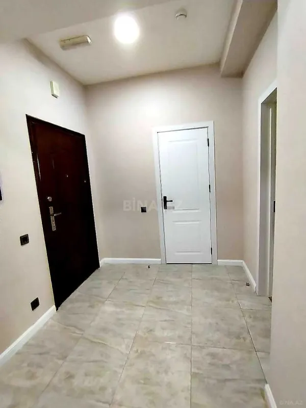 Satılır 2 otaqlı mənzil 85 m²