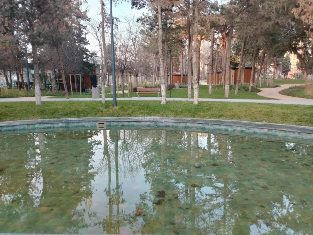 Satılır 2 otaqlı mənzil 85 m²