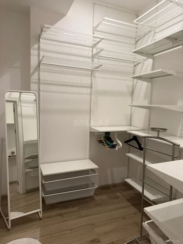 Kirayə verilir 4 otaqlı mənzil 170 m²