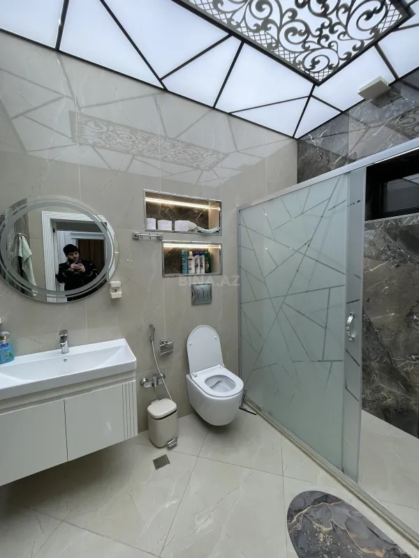 Kirayə verilir 4 otaqlı həyət evi 250 m²