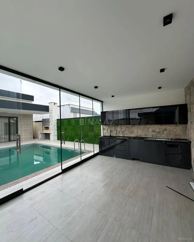 Kirayə verilir 4 otaqlı həyət evi 250 m²