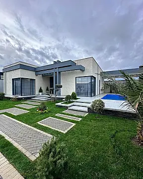 Kirayə verilir 4 otaqlı həyət evi 250 m²