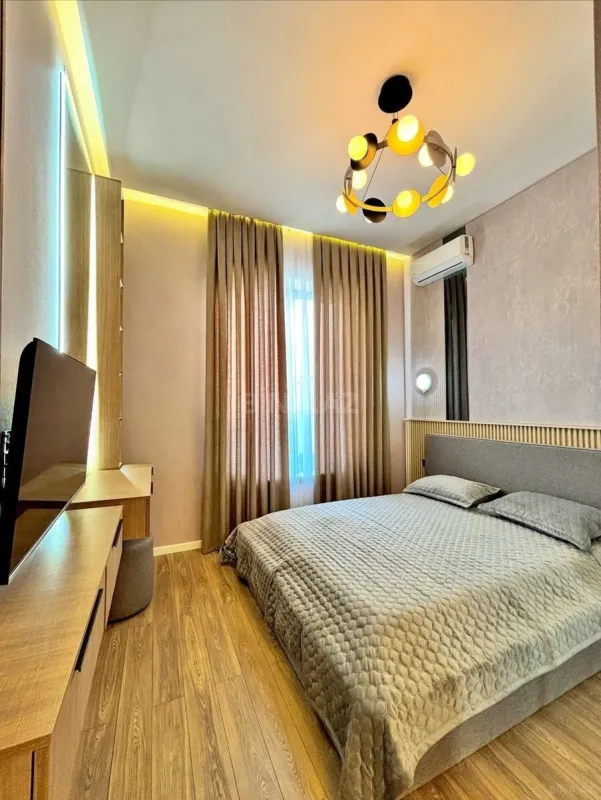 Kirayə verilir 4 otaqlı həyət evi 250 m²