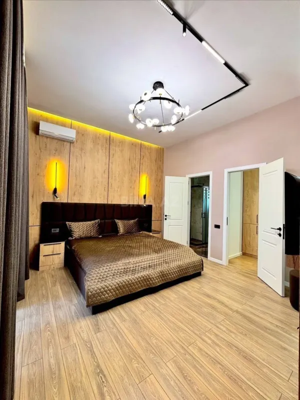 Kirayə verilir 4 otaqlı həyət evi 250 m²