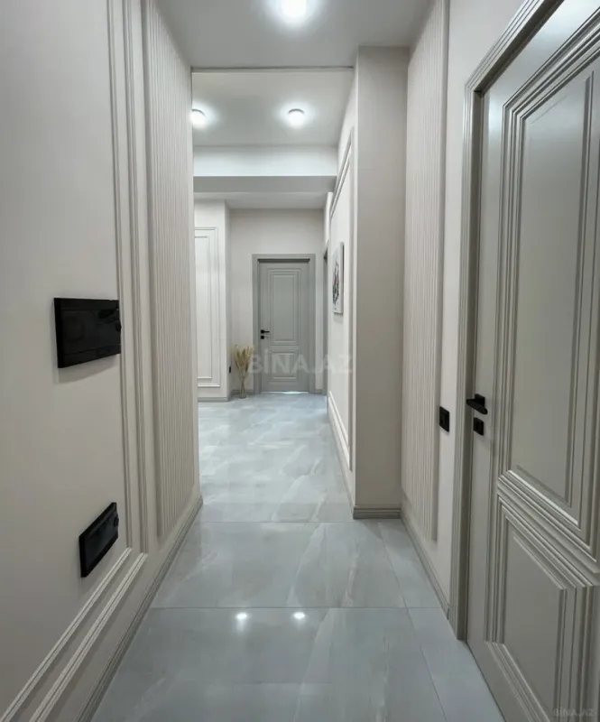 Satılır 2 otaqlı mənzil 71 m²