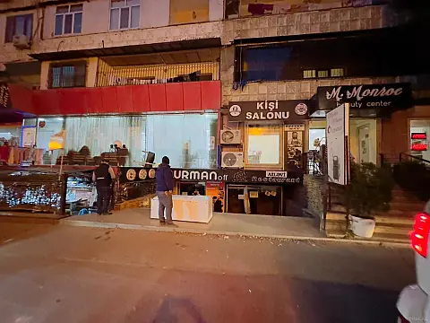 Kirayə verilir obyekt 370 m² — Bakı 370.00 m²