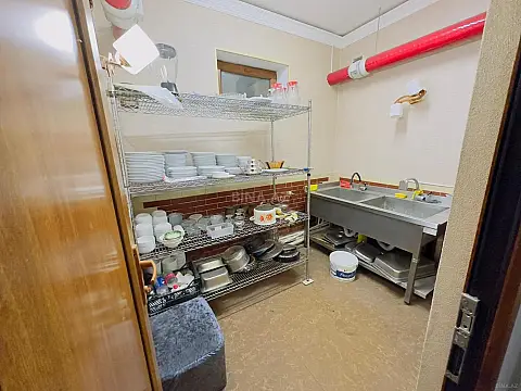 Kirayə verilir obyekt 370 m²